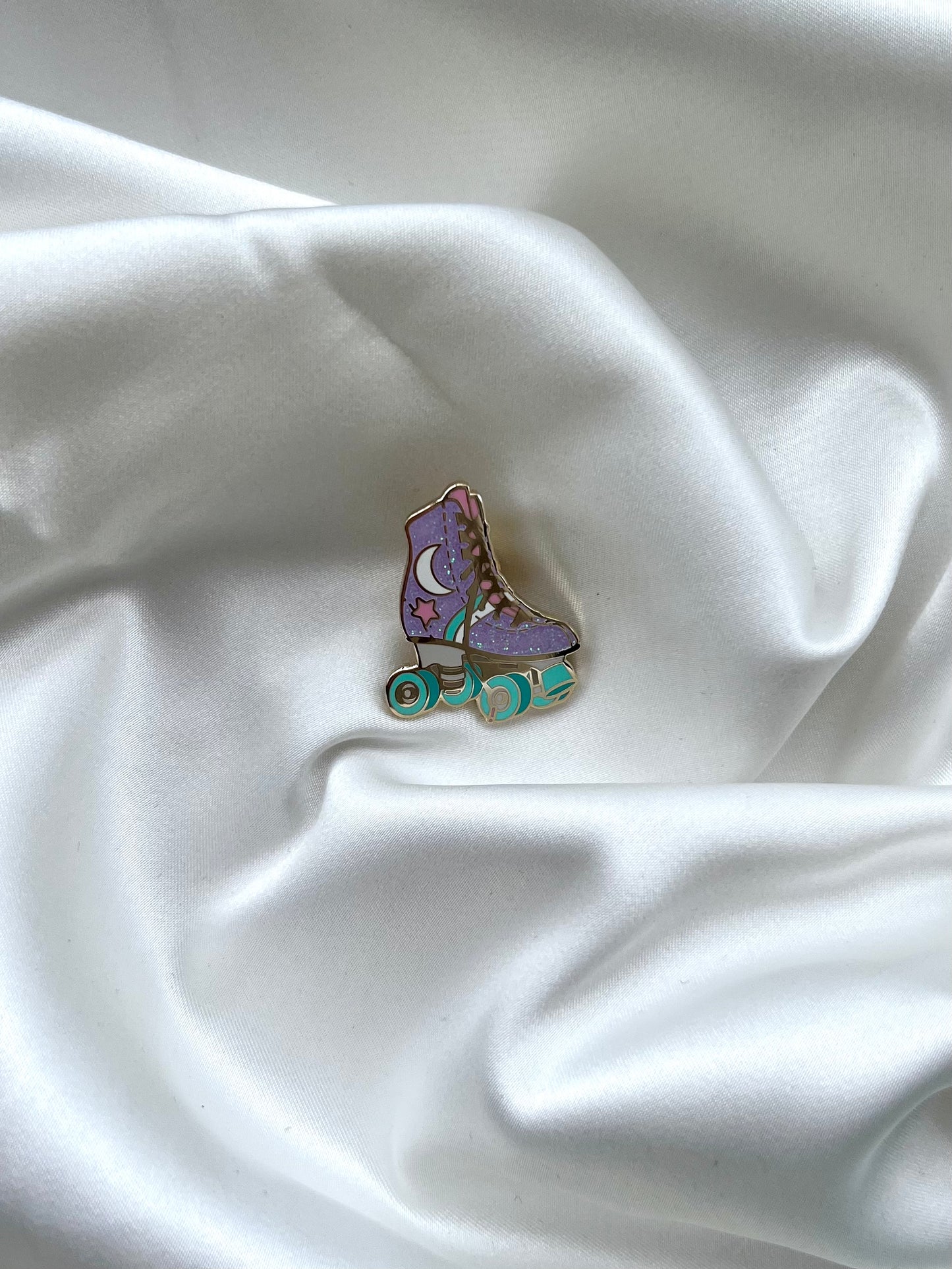 roller skate enamel pins