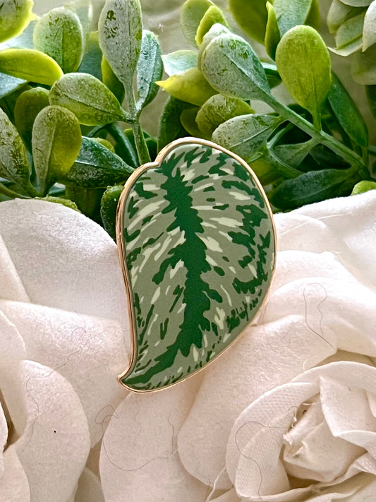 scindapsus enamel pin